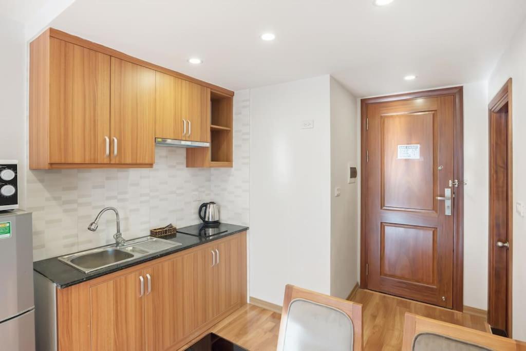 An Nguyen Building Apartment Hanoi Room photo
